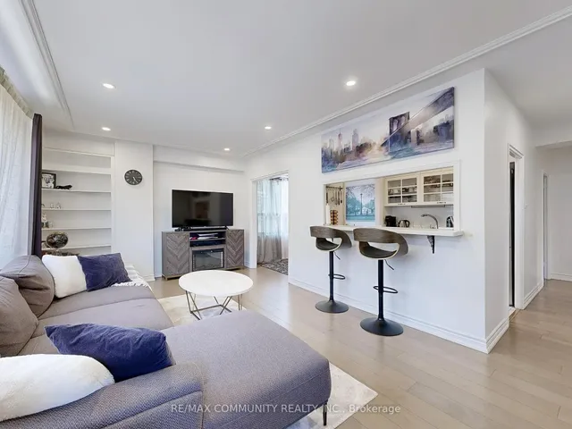 Additional image 10 of 740 Eglinton Ave Unit 309