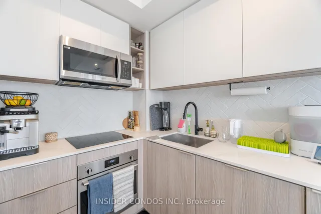 Additional image 10 of 36 Zorra St Unit 2304