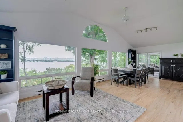 Additional image 13 of 636 WEST OVAL Dr