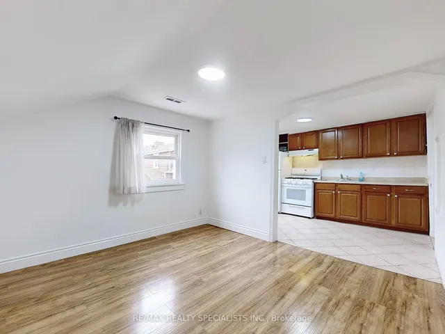 Additional image 20 of 18 Mary St