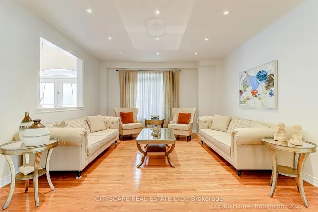 Additional image 8 of 4 Hellyer Ave