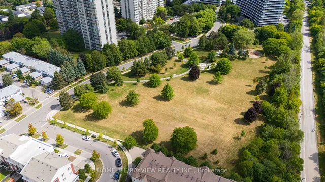 Additional image 48 of 25 Coneflower Cres Unit Th 12