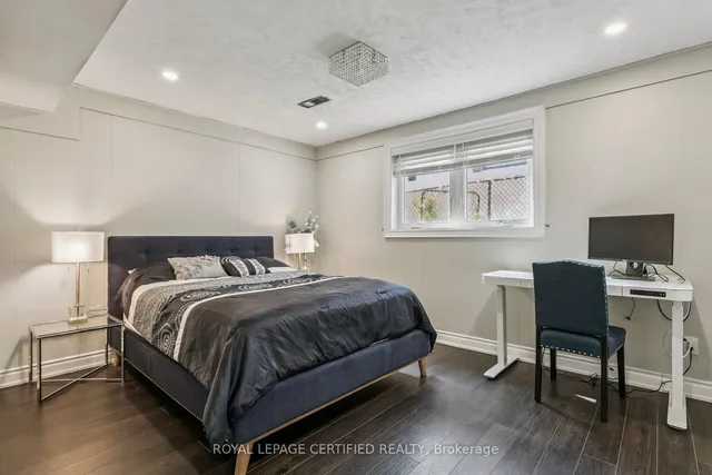 Additional image 28 of 462 The Kingsway