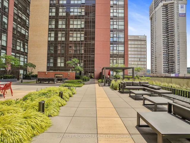 Additional image 26 of 118 King St Unit LPH12