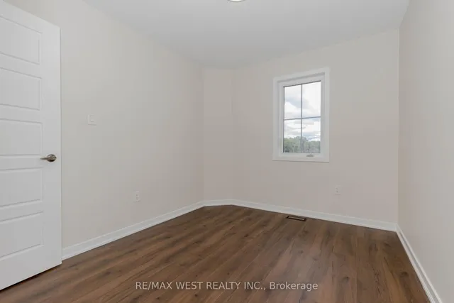 Additional image 23 of 74 Pagebrook Cres