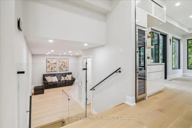 Additional image 35 of 3571 Swirlingleaves Cres