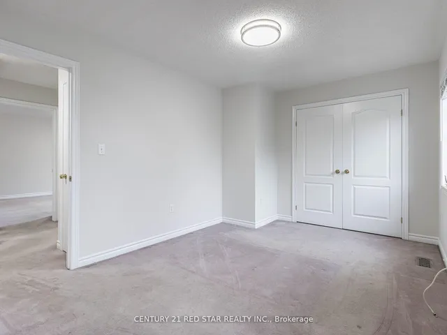 Additional image 26 of 95 Yellow Brick Rd