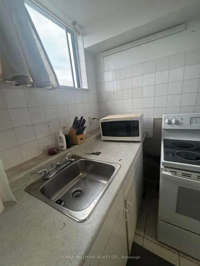 Additional image 17 of 4645 Jane St Unit 1207