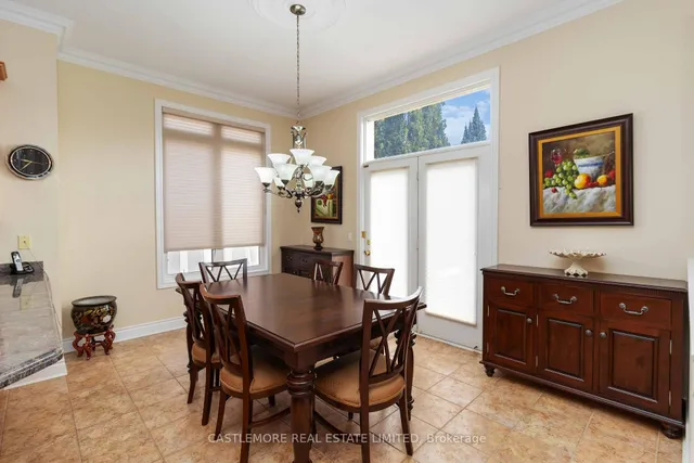 Additional image 5 of 39 Saint Hubert Dr