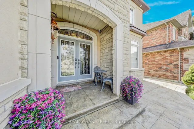 Additional image 6 of 23 Fontainebleu Rd