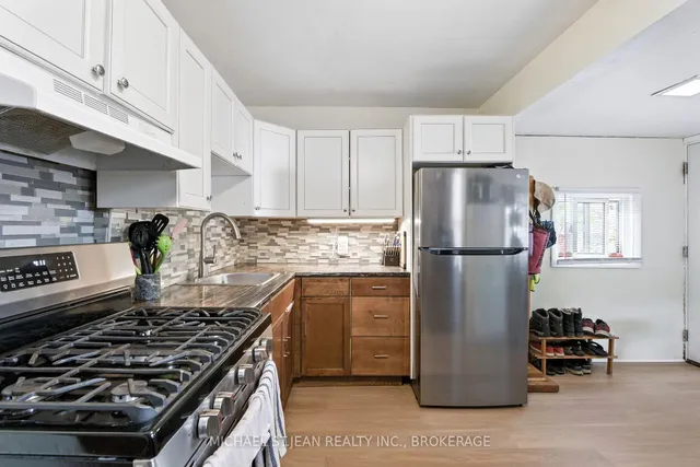 Additional image 14 of 98 Tuxedo Ave