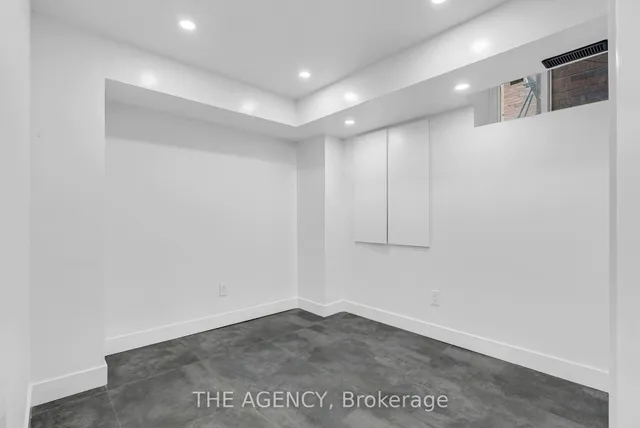 Additional image 42 of 13 Waterwide Cres