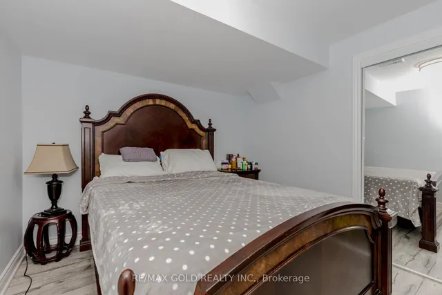 Additional image 40 of 34 Folgate Cres