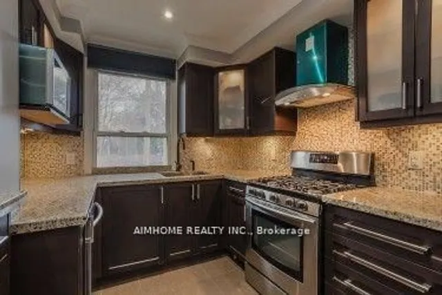 Additional image 7 of 360 R Dundas St Unit Th#2