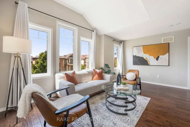 Additional image 19 of 953 Rigo Cross