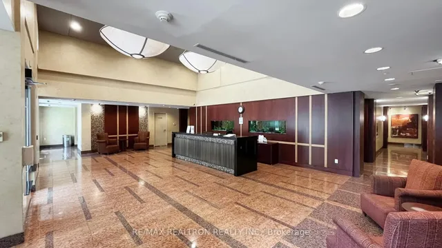 Additional image 11 of 21 Hillcrest Ave Unit 2007