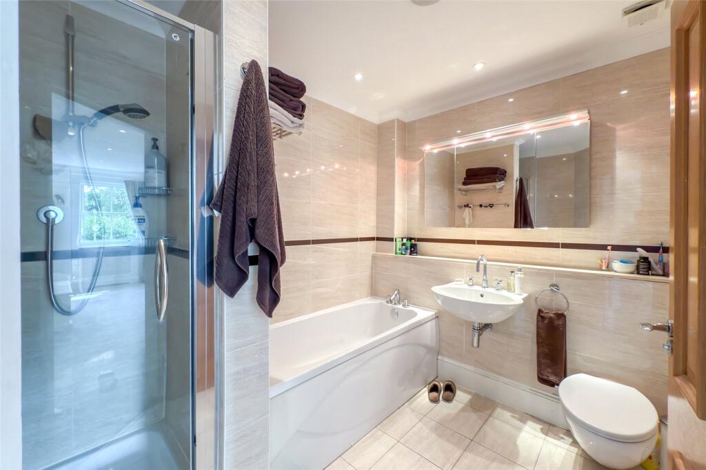 Additional image 8 of Cadogan Place, 280 London Road, St Albans, Hertfordshire, AL1