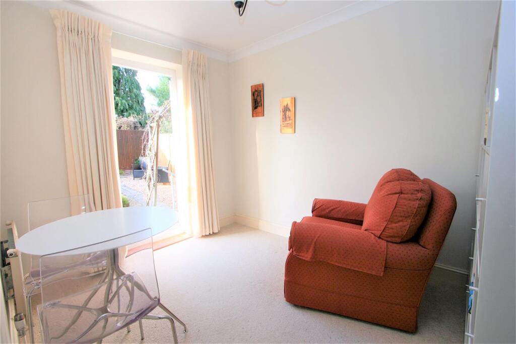 Additional image 8 of Grovebury Gardens, Park Street, St. Albans