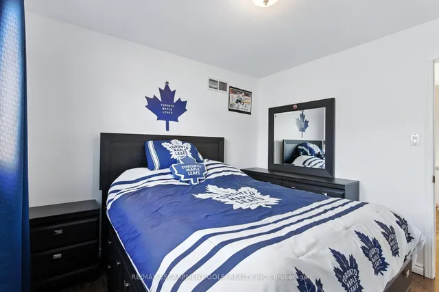 Additional image 22 of 35 Jacqueline Blvd