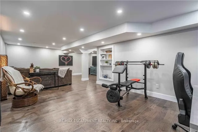 Additional image 37 of 95 Greti Dr