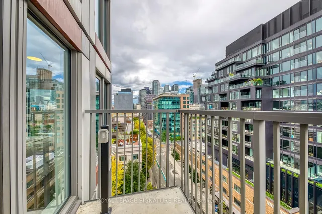 Additional image 16 of 2 Augusta Ave Unit 1003