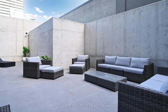 Additional image 40 of 55 Ontario St Unit 101