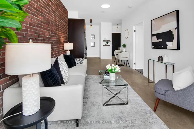 Additional image 20 of 1005 King St Unit 913