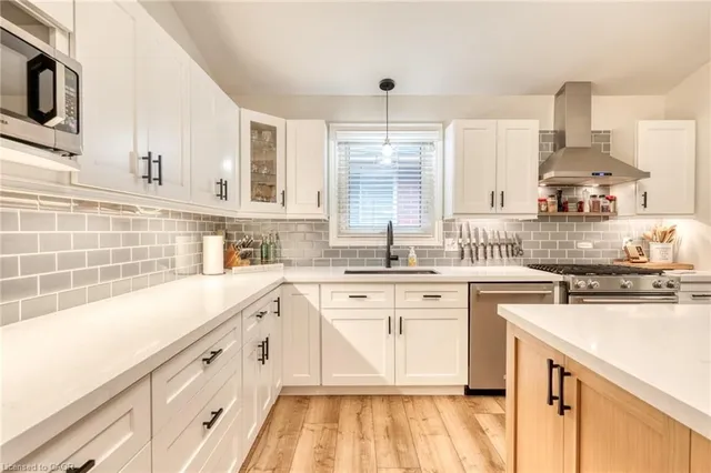 Additional image 15 of 31 Bolzano Crt