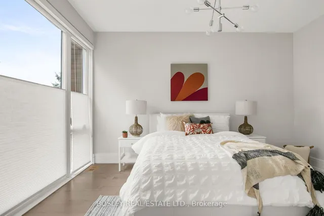 Additional image 31 of 1144 Broadview Ave