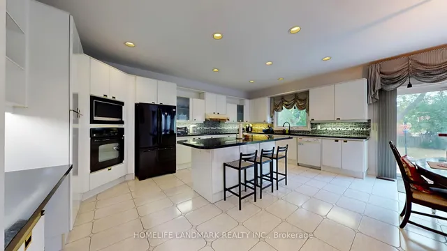 Additional image 15 of 411 Cummer Ave