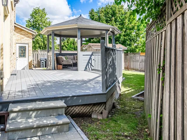 Additional image 30 of 35 Glenmanor Dr