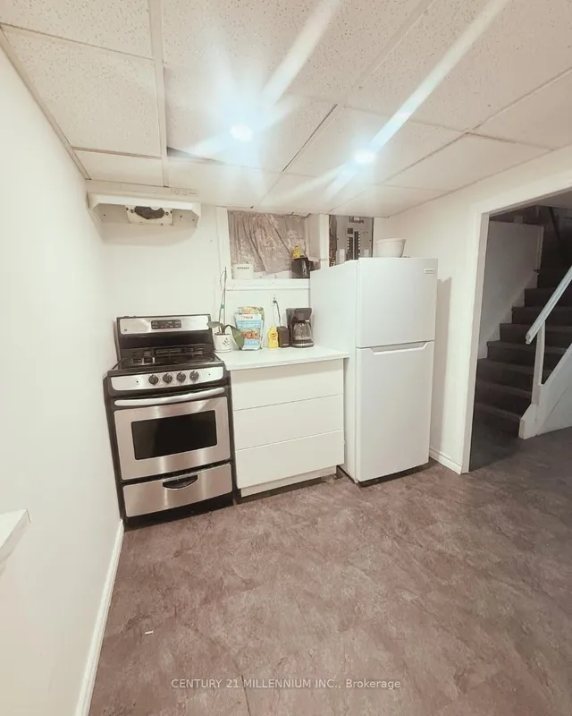 Additional image 26 of 237 Balsam Ave