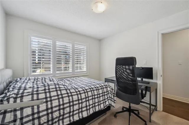 Additional image 21 of 29 Riverwalk Dr