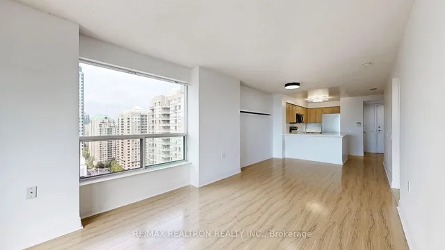 Additional image 17 of 21 Hillcrest Ave Unit 2007