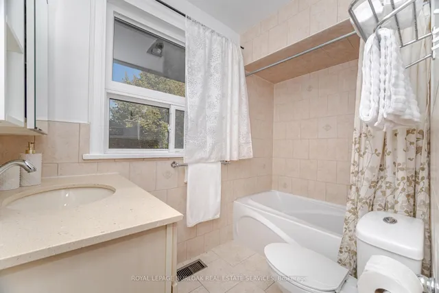 Additional image 28 of 2295 Barclay Rd