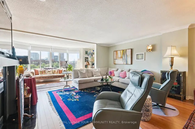 Additional image 5 of 135 George St Unit 603