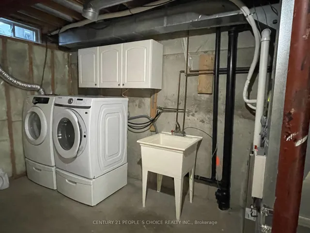 Additional image 41 of 83 Spadina Rd