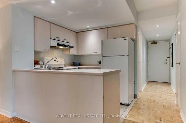 Additional image 9 of 8 Oxford St Unit 306