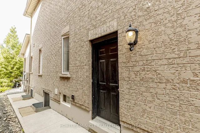 Additional image 36 of 32 Masters Green Cres