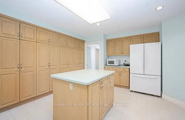 Additional image 17 of 126 Montmorency Dr