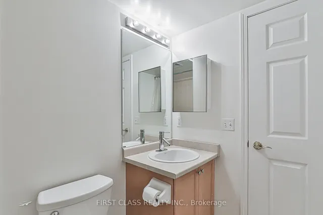 Additional image 26 of 51 Lower Simcoe St Unit 1202