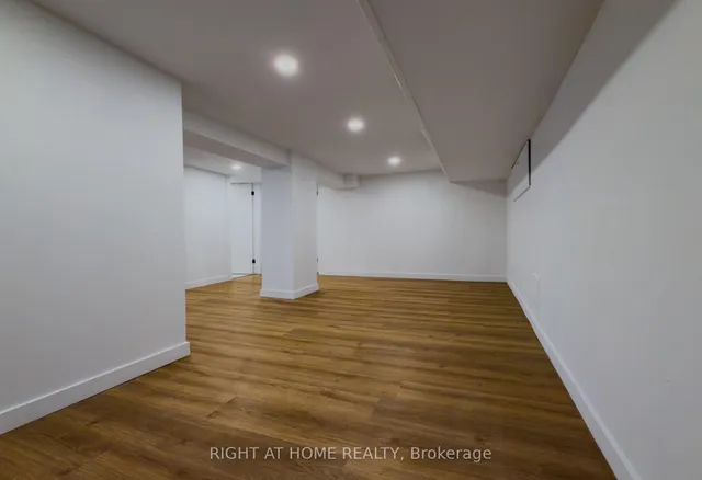 Additional image 39 of 32 Brenton St