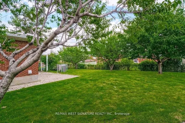 Additional image 26 of 23 Fernando Rd