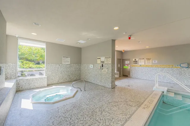 Additional image 37 of 68 Grangeway Ave Unit 909