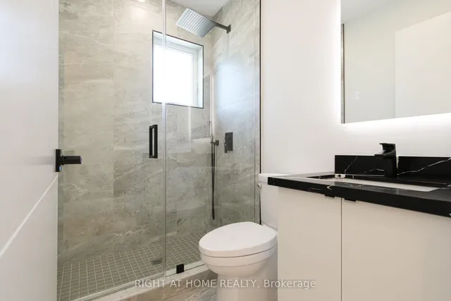 Additional image 23 of 584 WALKERS Line