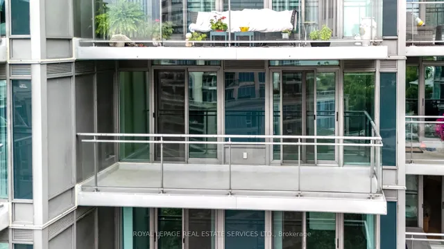 Additional image 10 of 2121 Lake Shore Blvd Unit 809