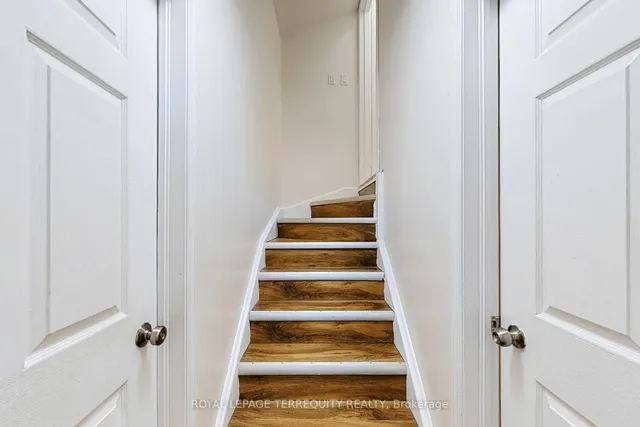 Additional image 37 of 54 Mistdale Cres