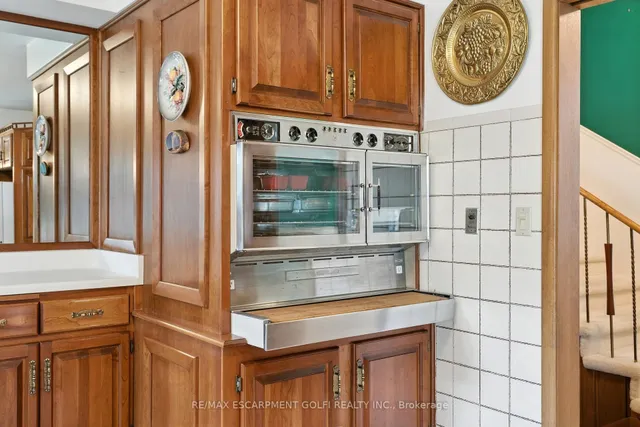 Additional image 16 of 16 Southill Dr