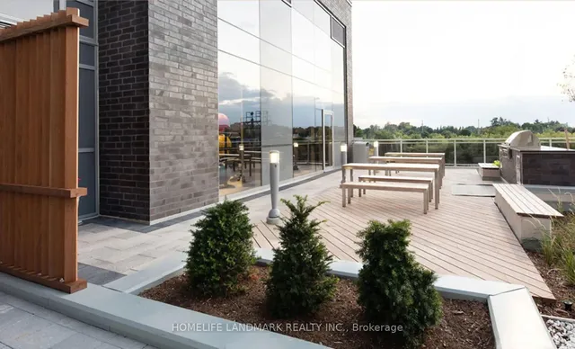 Additional image 21 of 275 Village Green Sq Unit 2618