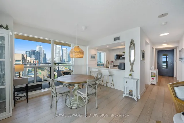 Additional image 19 of 410 Queens Quay Unit 1203